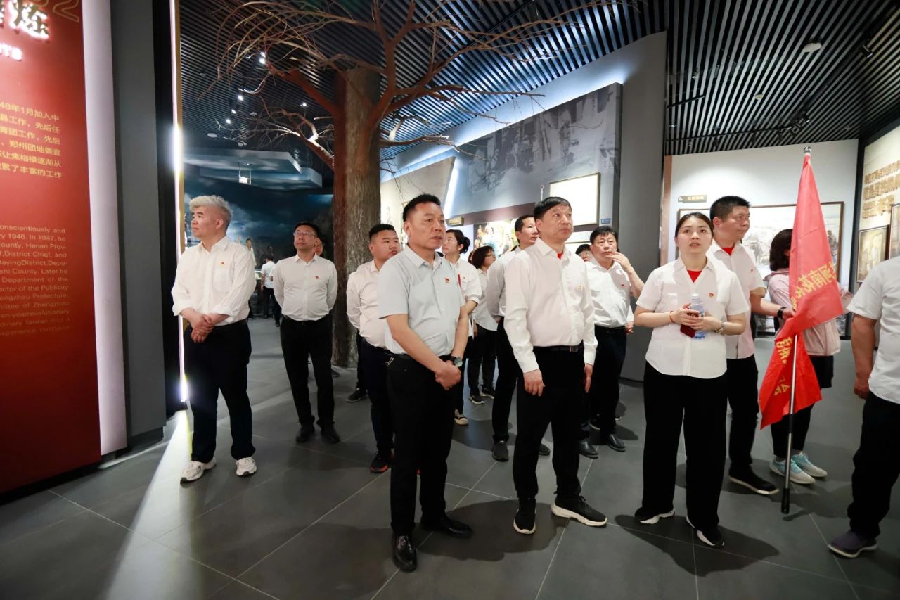 砥礪初心使命，汲取奮進(jìn)力量丨花花牛乳業(yè)集團(tuán)黨委組織開展學(xué)習(xí)“焦裕祿精神”主題黨日活動