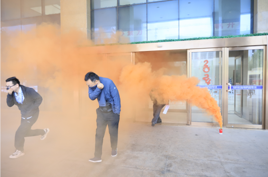 增強(qiáng)消防意識(shí)，筑牢安全底線丨花花牛乳業(yè)集團(tuán)組織消防應(yīng)急演練